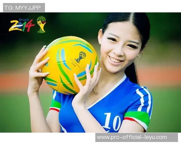 子轩足球宝贝带你领略激情四射的绿茵场景与青春活力的完美结合